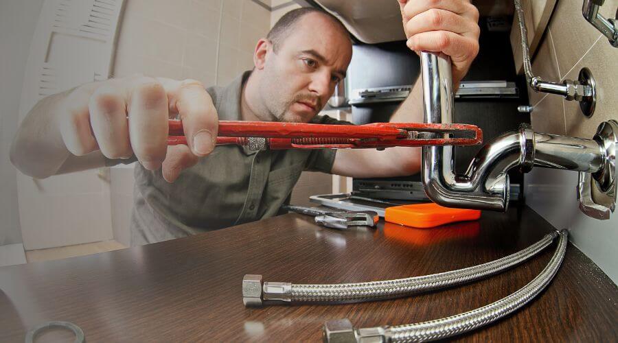 Expert burst pipe repair services in Franklinton, LA